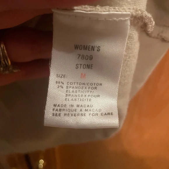 Woolrich women’s tank stone color with tiny design circles of blue shades size M - Picture 6 of 7